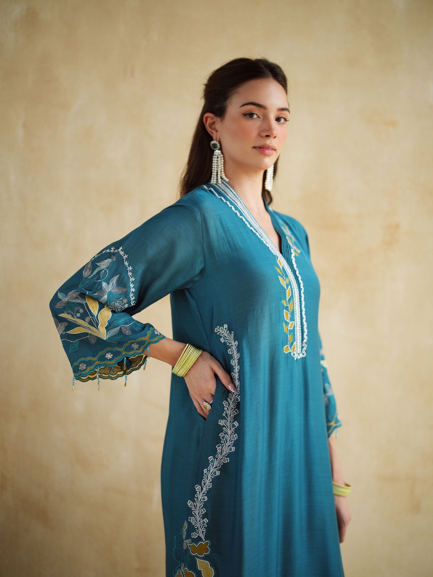 NEELBARI KURTA SET