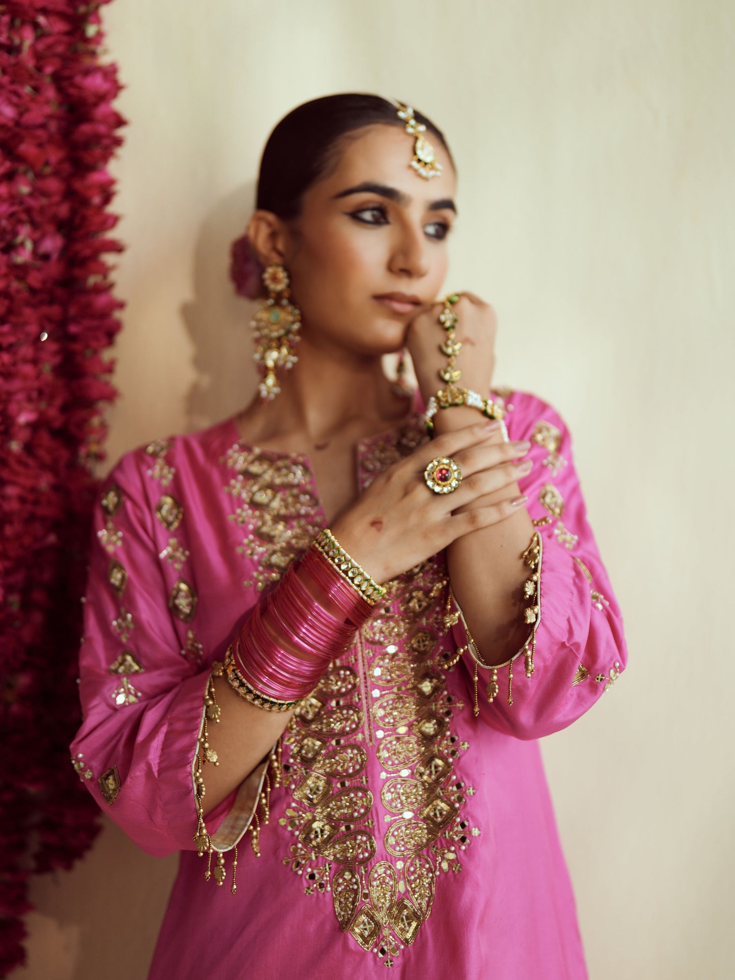 Gulabi Noor Farshi Set