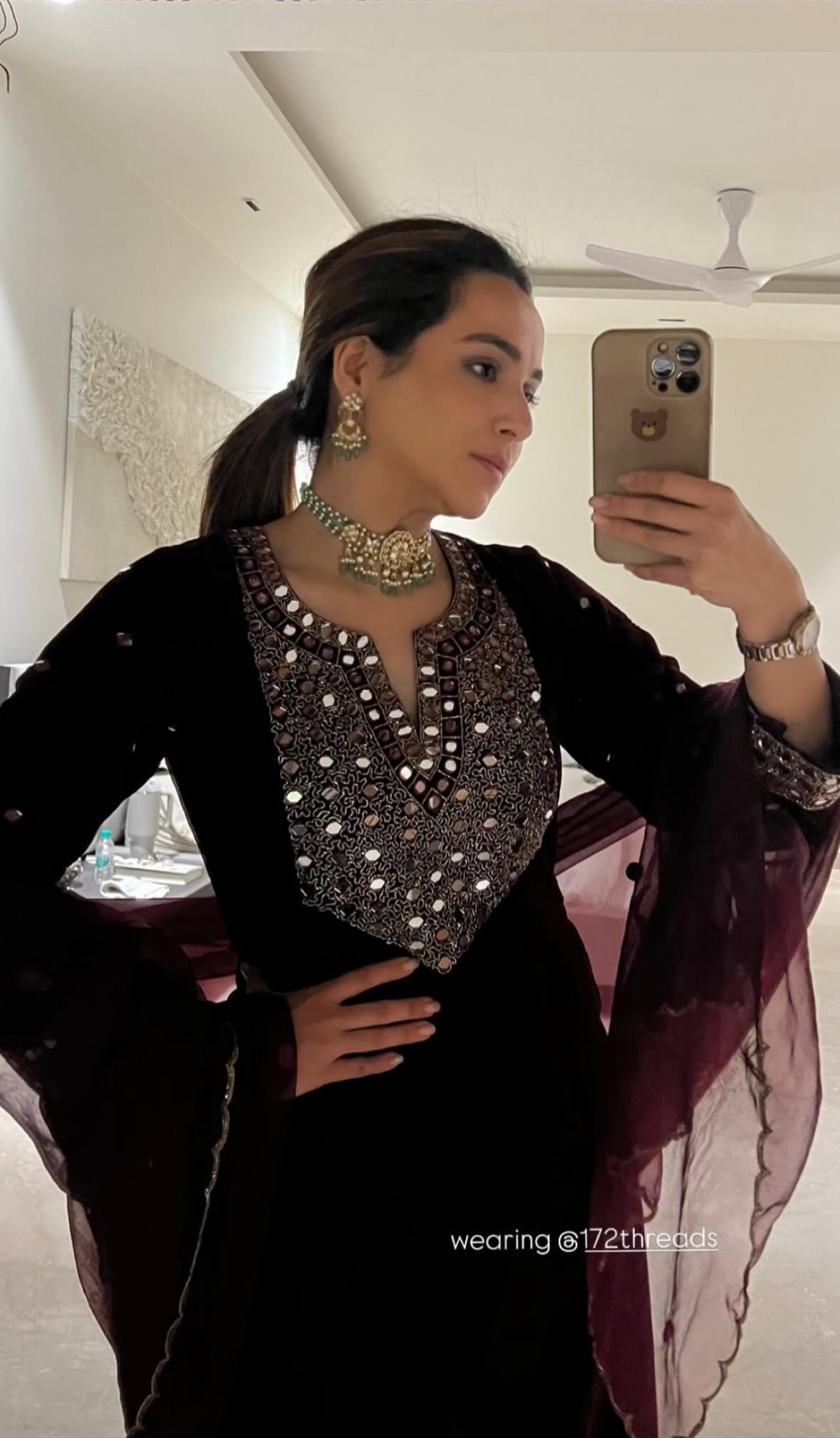 Ainna Velvet Kurta Set