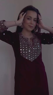 Ainna Velvet Kurta Set
